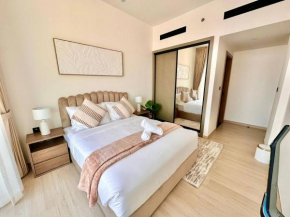 Fully Furnished 1 Bedroom Apartment With Balcony